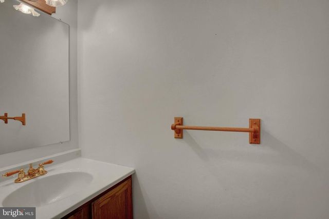 8895 MENTZER GAP RD, Waynesboro, PA 17268