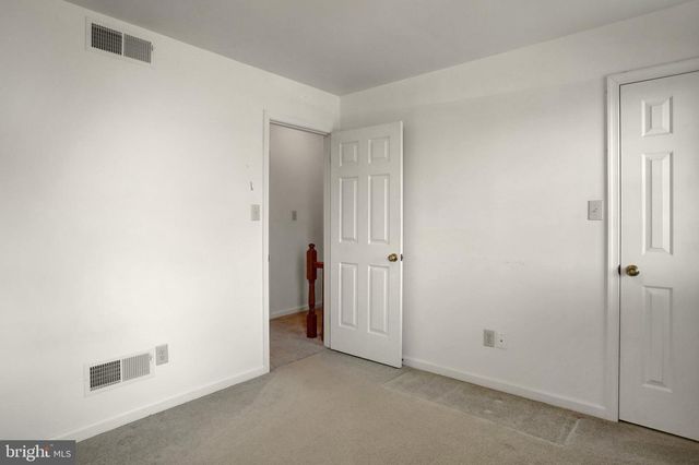 8895 MENTZER GAP RD, Waynesboro, PA 17268