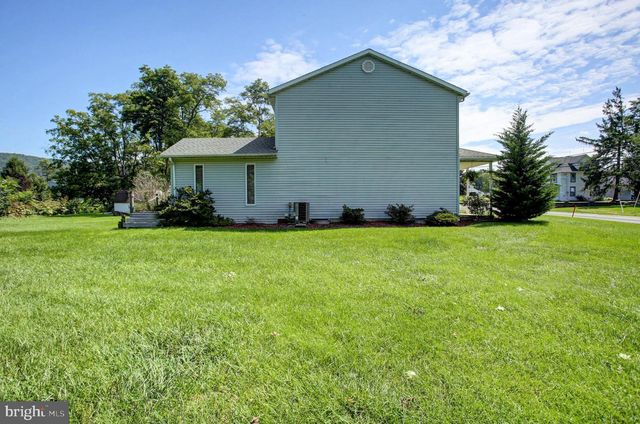 8895 MENTZER GAP RD, Waynesboro, PA 17268