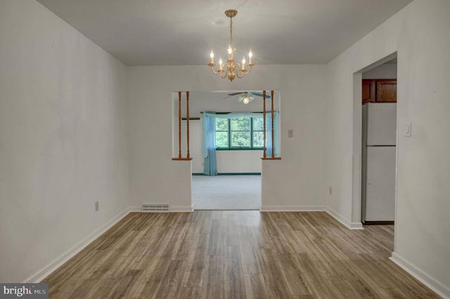 8895 MENTZER GAP RD, Waynesboro, PA 17268
