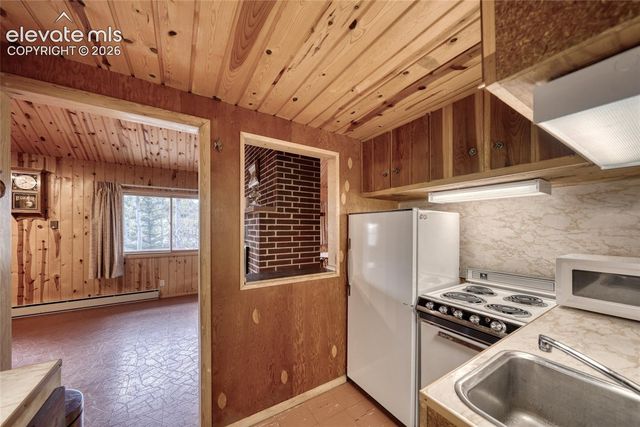128 Brook Drive, Lake George, CO 80827