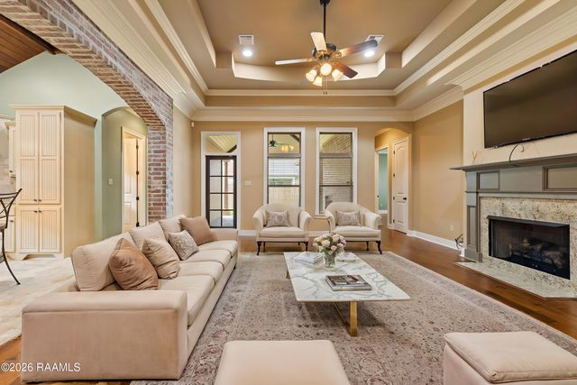 104 Flora Springs Drive, Youngsville, LA 70592
