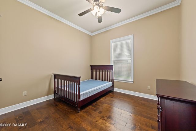 104 Flora Springs Drive, Youngsville, LA 70592
