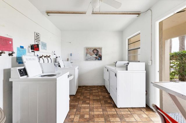 3690 PINECREST ST 114, Sarasota, FL 34232