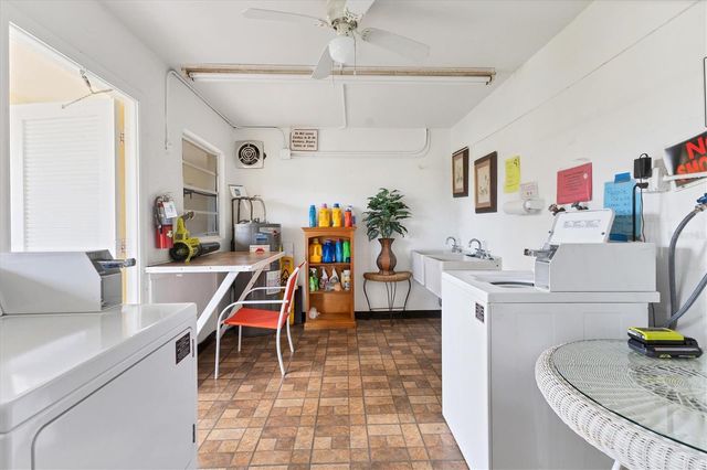 3690 PINECREST ST 114, Sarasota, FL 34232