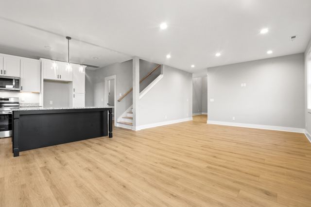 180 Scenic Ln, Hartsville, TN 37074