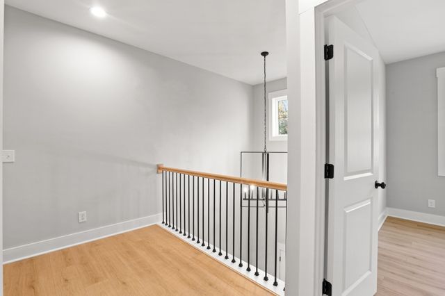 180 Scenic Ln, Hartsville, TN 37074