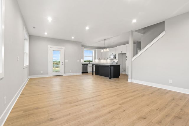 180 Scenic Ln, Hartsville, TN 37074