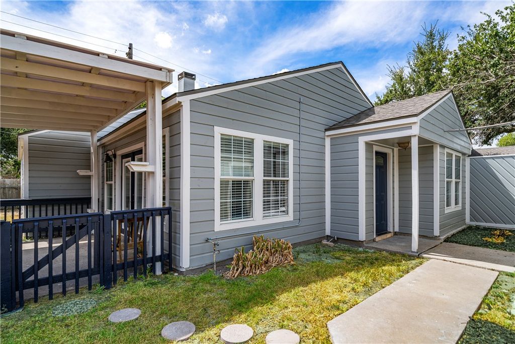 4525 Sunlight Dr, Corpus Christi, TX 78413 — photo 5