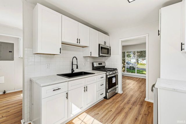 4424 Meadow Lane, South Bend, IN 46619