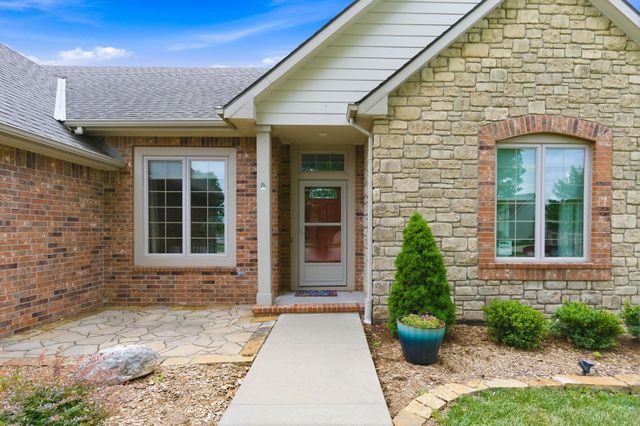 2228 N Sawgrass, Derby, KS 67037