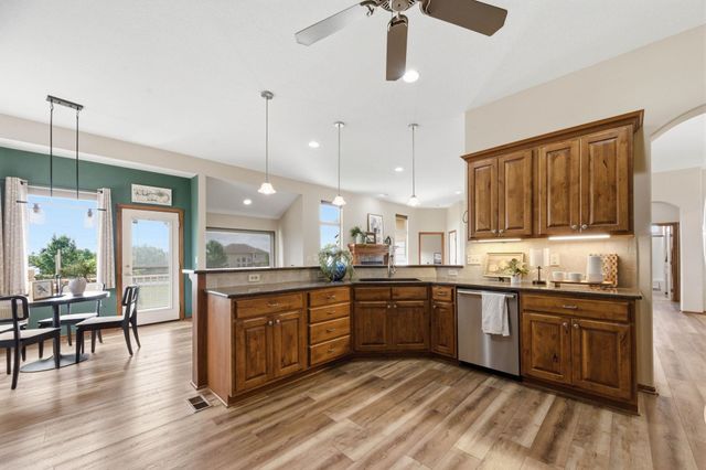 2228 N Sawgrass, Derby, KS 67037