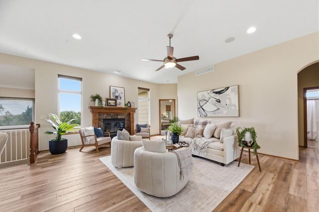 2228 N Sawgrass, Derby, KS 67037