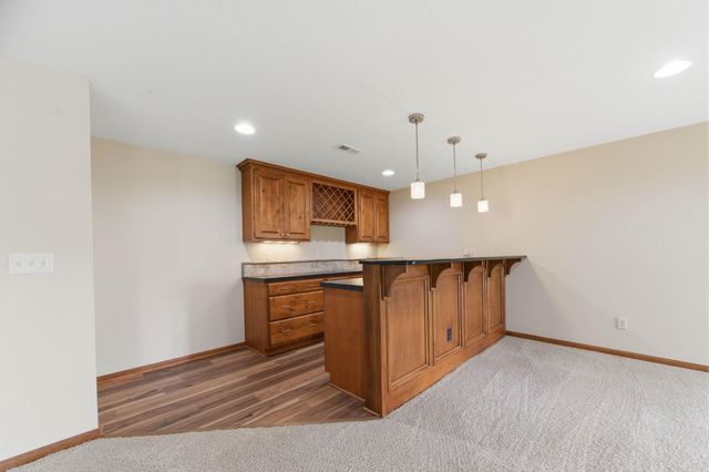 2228 N Sawgrass, Derby, KS 67037