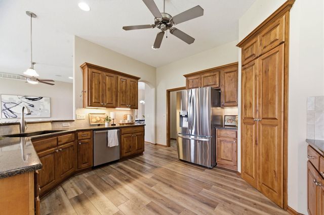 2228 N Sawgrass, Derby, KS 67037