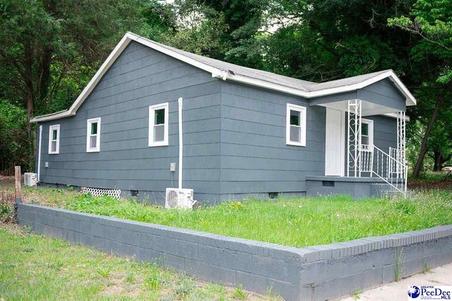 142 W Laurens Ave, Hartsville, SC 29550
