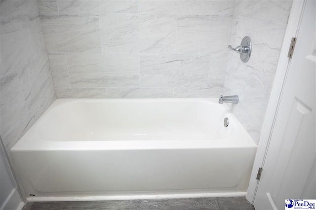 142 W Laurens Ave, Hartsville, SC 29550