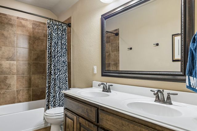 2452 Elm Valley Drive, Little Elm, TX 75068