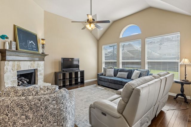 2452 Elm Valley Drive, Little Elm, TX 75068