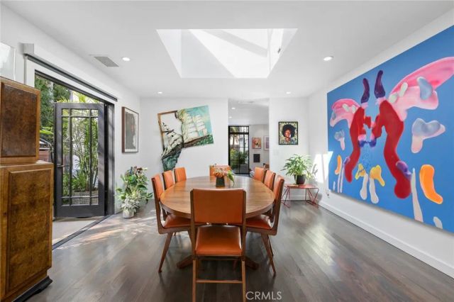 737 N Orange Drive, Los Angeles, CA 90038