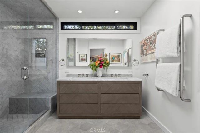 737 N Orange Drive, Los Angeles, CA 90038