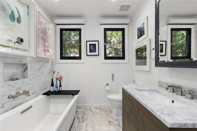 737 N Orange Drive, Los Angeles, CA 90038