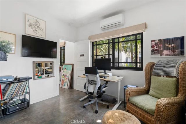 737 N Orange Drive, Los Angeles, CA 90038