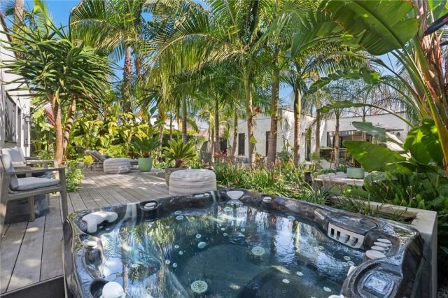 737 N Orange Drive, Los Angeles, CA 90038