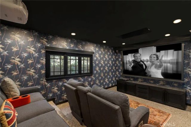 737 N Orange Drive, Los Angeles, CA 90038