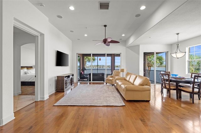 1139 RIVERSCAPE STREET 2, Bradenton, FL 34208