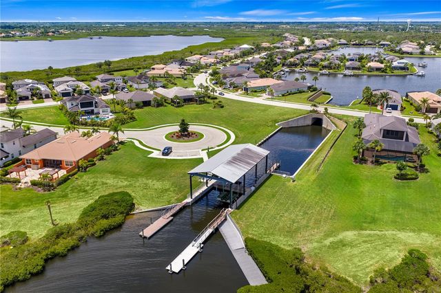 1139 RIVERSCAPE STREET 2, Bradenton, FL 34208
