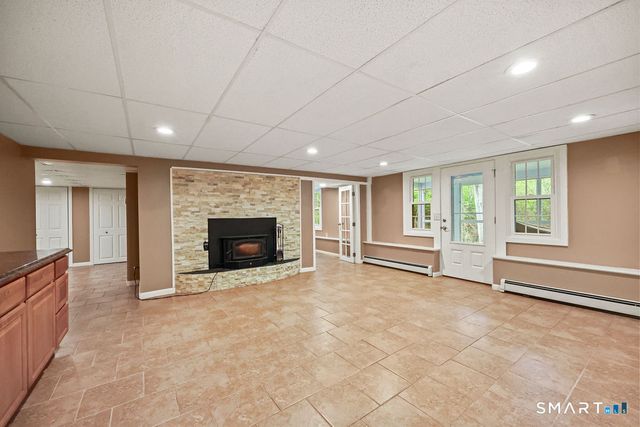 77 Kimberly Lane, Glastonbury, CT 06073