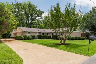 6313 Percy Dr, Nashville, TN 37205