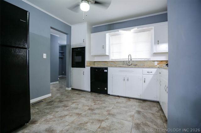 2861 S 66th Place E, Tulsa, OK 74129