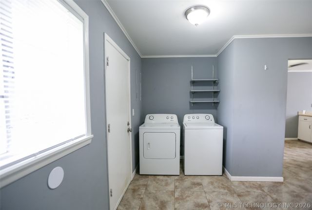 2861 S 66th Place E, Tulsa, OK 74129