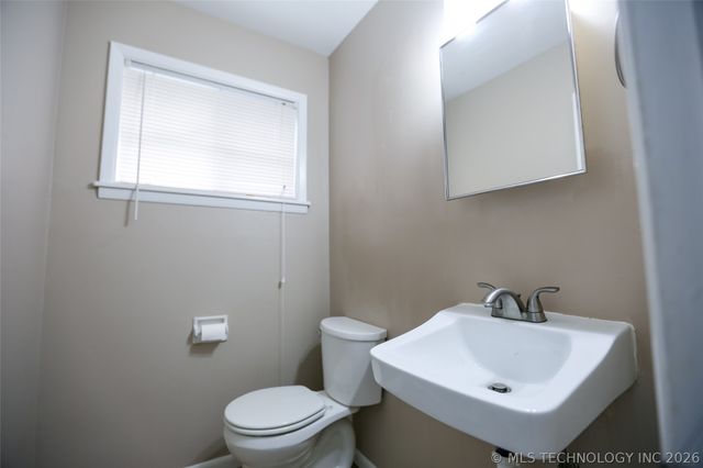 2861 S 66th Place E, Tulsa, OK 74129