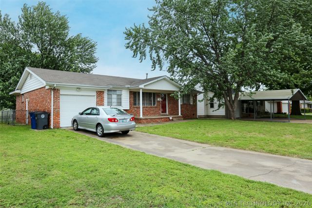 2861 S 66th Place E, Tulsa, OK 74129