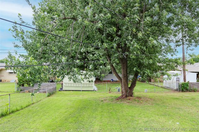 2861 S 66th Place E, Tulsa, OK 74129