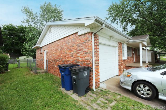 2861 S 66th Place E, Tulsa, OK 74129