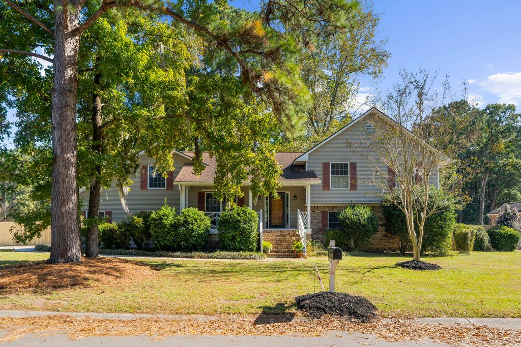 1 Lochmore Terrace, Charleston, SC 29414