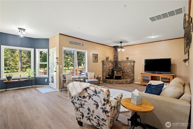 23904 128th Avenue E, Graham, WA 98338