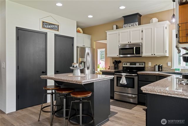 23904 128th Avenue E, Graham, WA 98338