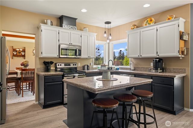 23904 128th Avenue E, Graham, WA 98338