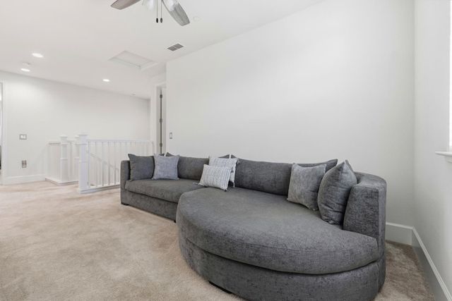 1230 Robbies Court, Hollister, CA 95023