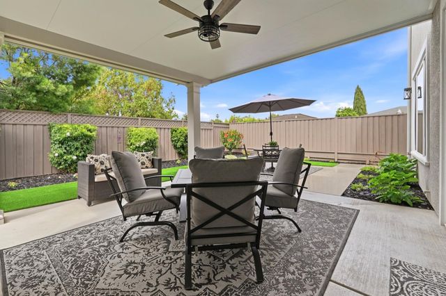 1230 Robbies Court, Hollister, CA 95023