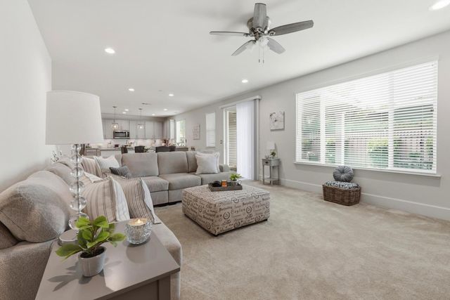 1230 Robbies Court, Hollister, CA 95023