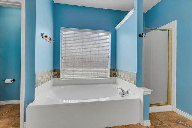 7619 Limber Bough Drive, Humble, TX 77346