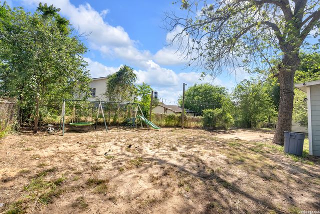 4236 Lonesome Trl, Von Ormy, TX 78073