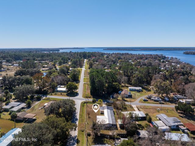 253 HESS RD Road, Crescent City, FL 32112