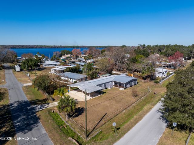253 HESS RD Road, Crescent City, FL 32112